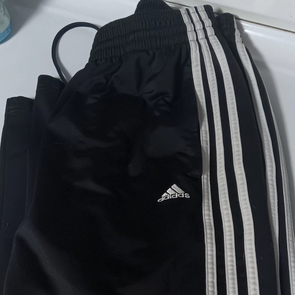 Men's size medium addidas great condition